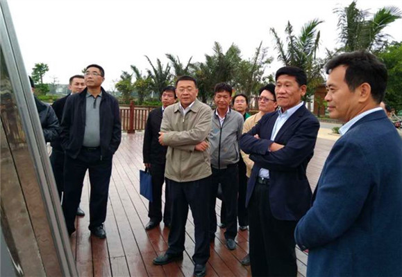 省人大副主任李宪生（右二）莅临东坡文化旅游区调研_副本.jpg